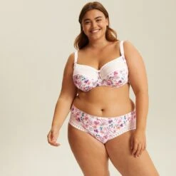 Shorty Ivoire Imprimé MARBELLA -Bestform Lingerie Soldes BL07494 9A6 WEB 3 17f60a3e 4525 44d0 81d8 fee1c1e90306