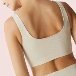 Soutien-gorge Sans Armatures Nude Just Essential -Bestform Lingerie Soldes BL10802 043 WEB 2 f0704672 b694 450d 8b8b 73ad1bd25471