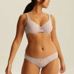 Soutien-gorge Emboîtant Avec Armatures Beige Noisette Stockholm 7 Soutien-gorge Emboîtant Avec Armatures Beige Noisette Stockholm -Bestform Lingerie Soldes BL44446 042 WEB 31