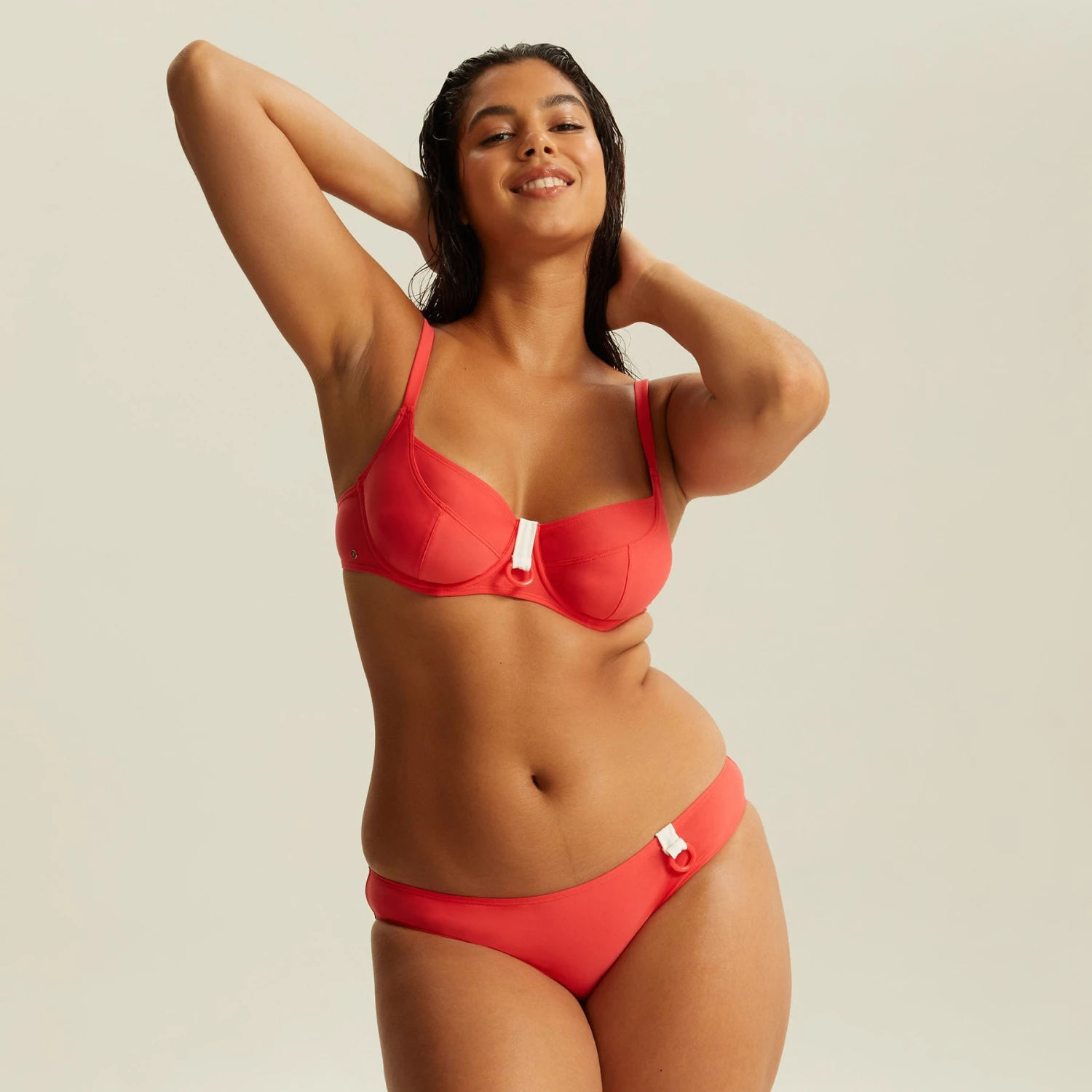 Haut de maillot avec armatures Coquelicot MADDELANA Haut De Maillot Avec Armatures Coquelicot MADDELANA -Bestform Lingerie Soldes BS34416 065 WEB 3 72bc68ba 8d2b 4503 be94 c7f92479110f