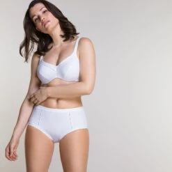 Soutien-gorge Minimizer Avec Armatures Blanc Bari -Bestform Lingerie Soldes CL16871 010 WEB 3